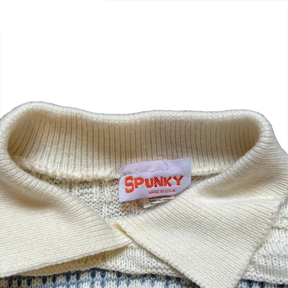 Spunky brand white and blue sweater with collar and beautiful embroidery on it! - Picture 2 of 4
